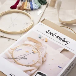 CREATIV COMPANY Aloituspakkaus kirjonta* Askartelu|Aloituspakkaukset Askarteluun Ja Käsitöihin