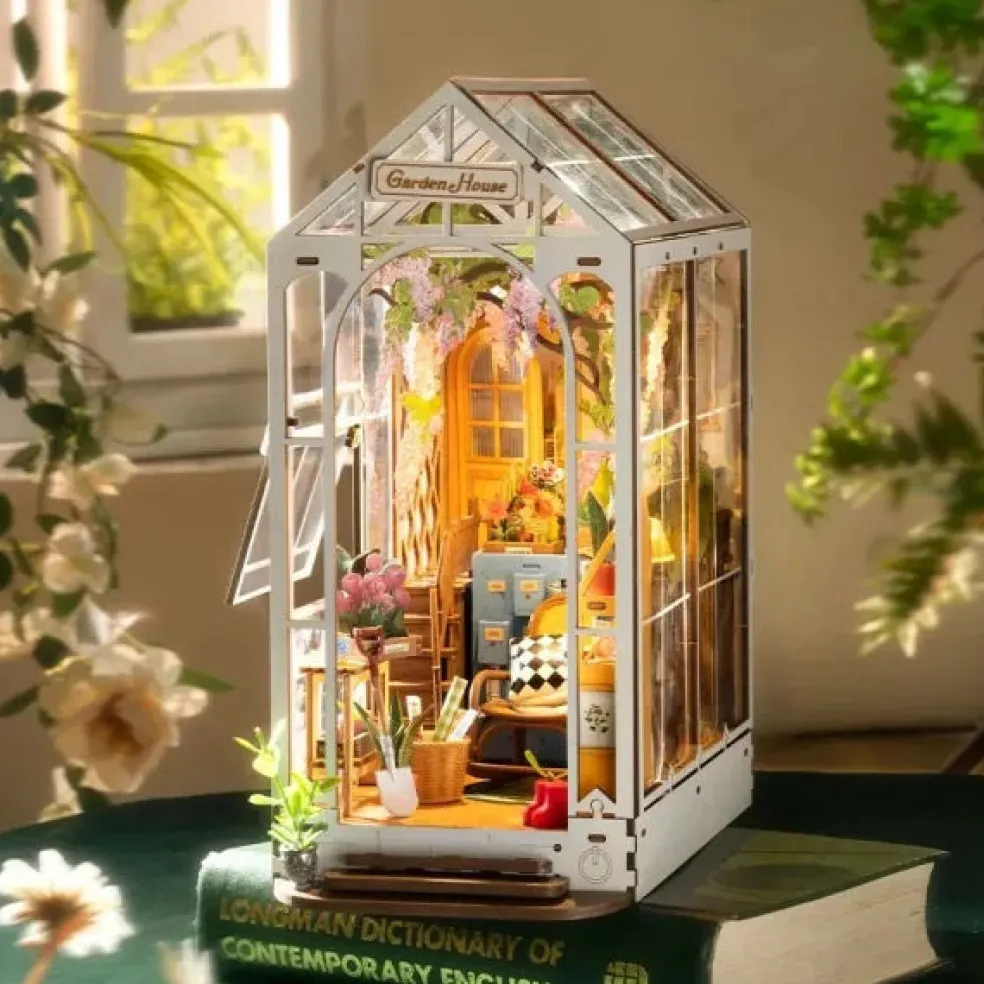 Book Nook Robotime, Gardenhouse 3D